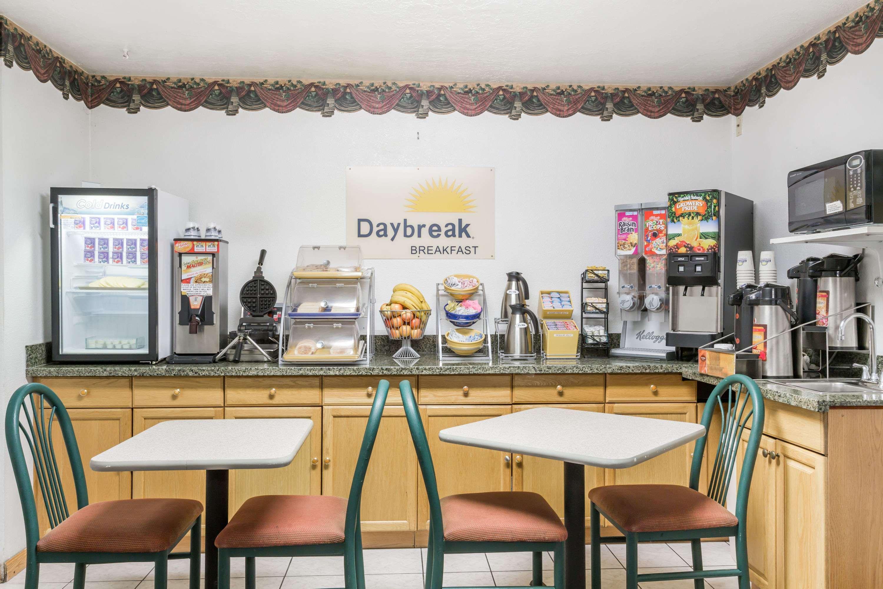 Days Inn By Wyndham Evanston Wy Exterior foto